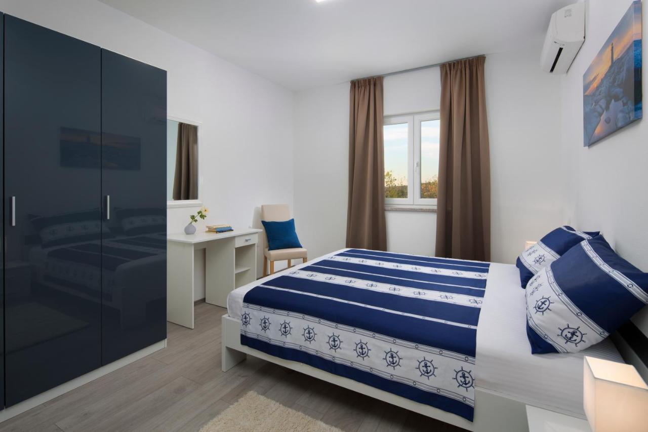 Villa Bella Vista Koromačno Eksteriør billede