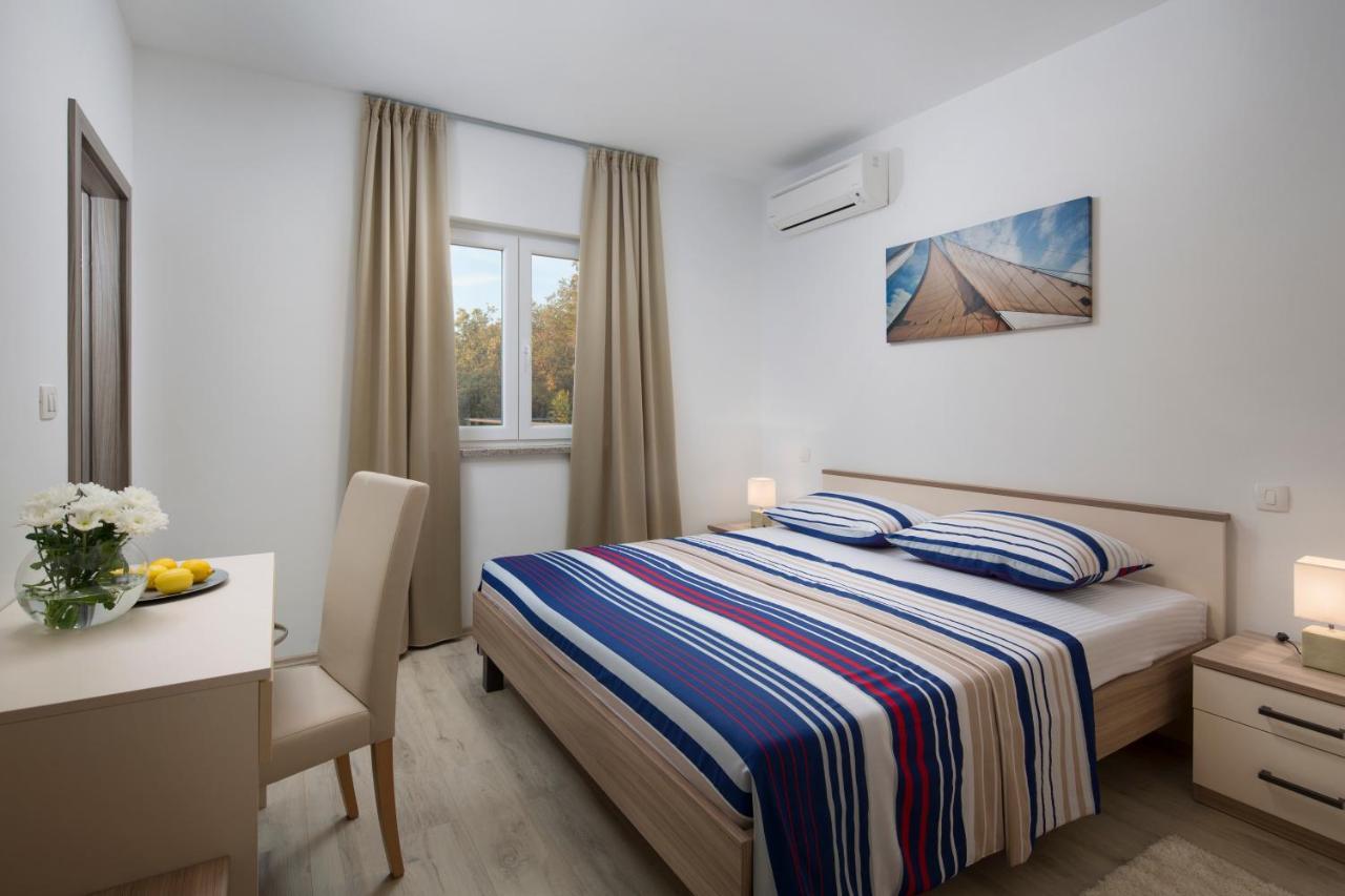 Villa Bella Vista Koromačno Eksteriør billede